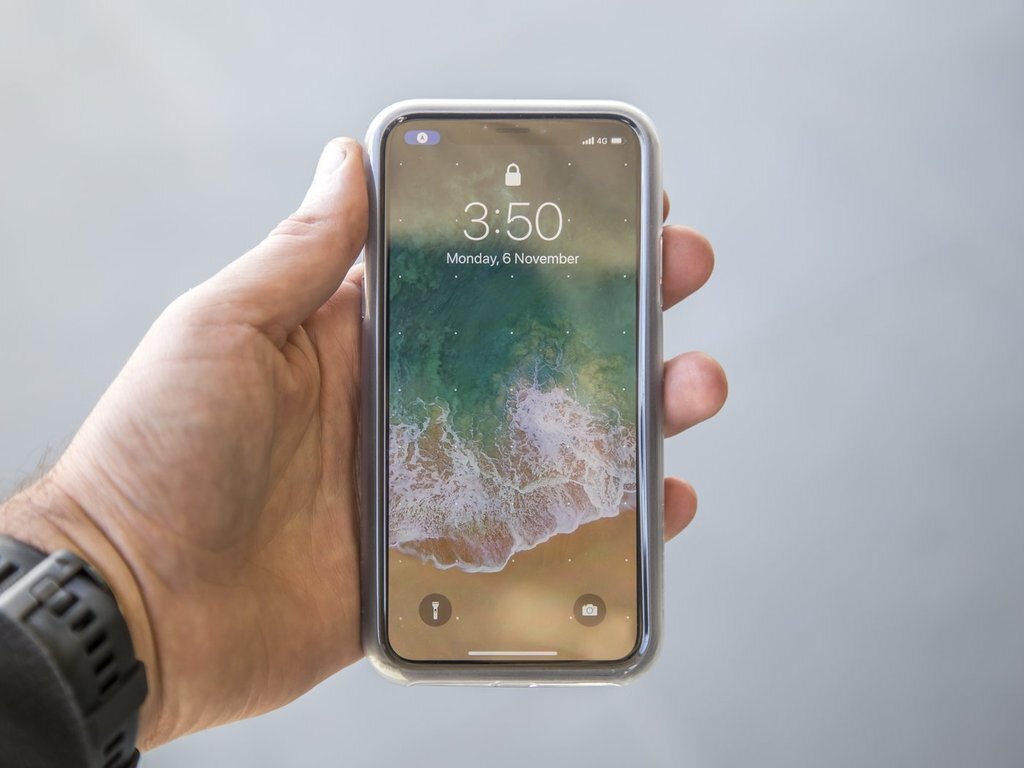 iphone xr quad lock case